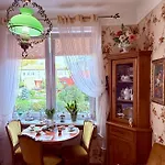 Old Town Riverside Antique Gallery Self Check-in Klaipeda