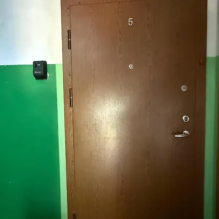 Old Town Riverside Antique Gallery Self Check-in *