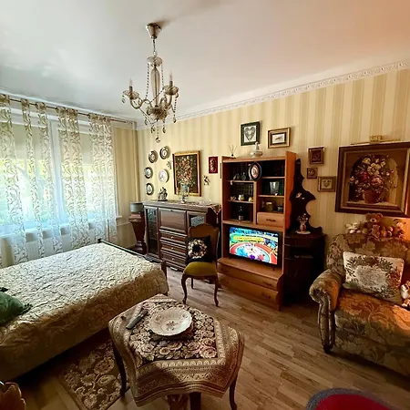 Old Town Riverside Antique Gallery Self Check-in Klaipėda