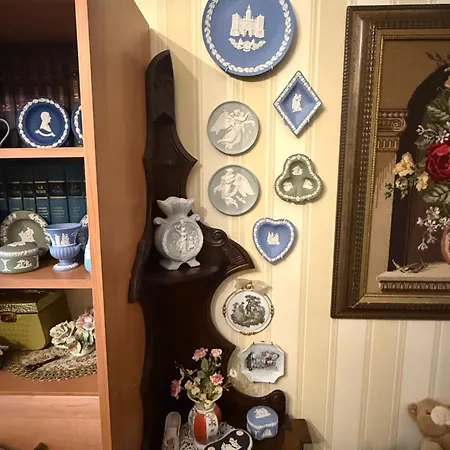 Old Town Riverside Antique Gallery Self Check-in Apartman *