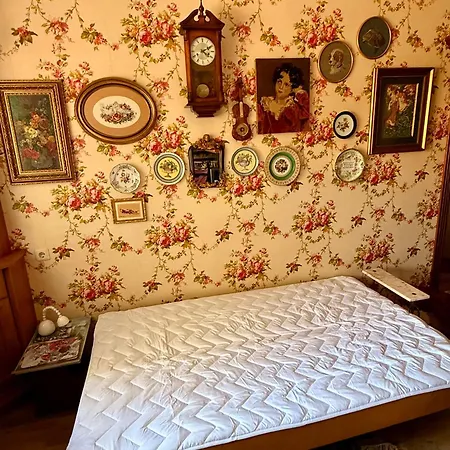 Old Town Riverside Antique Gallery Self Check-in