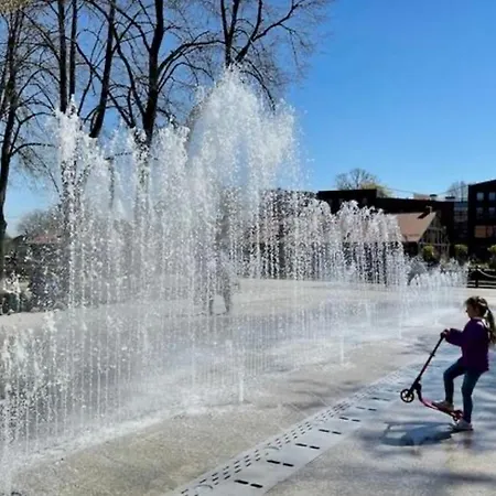 Old Town Riverside Antique Gallery Self Check-in * Klaipėda
