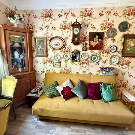 Apartment Old Town Riverside Antique Gallery Self Check-in *