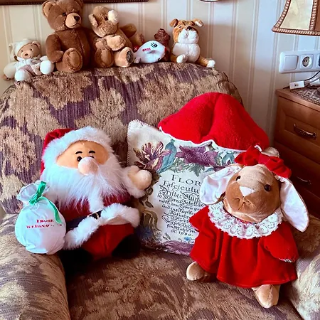 Old Town Riverside Antique Gallery Self Check-in *