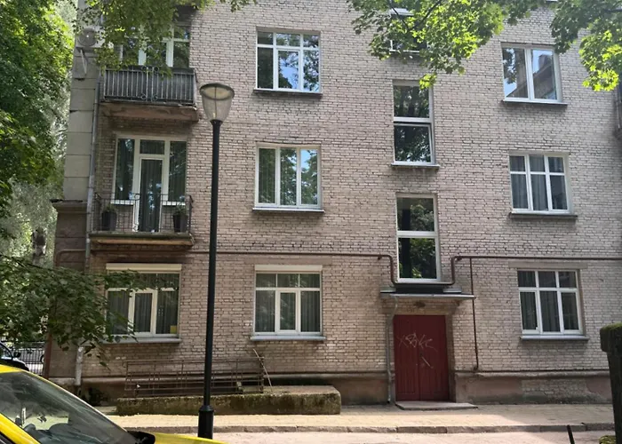 Old Town Riverside Antique Gallery Self Check-in Klaipėda