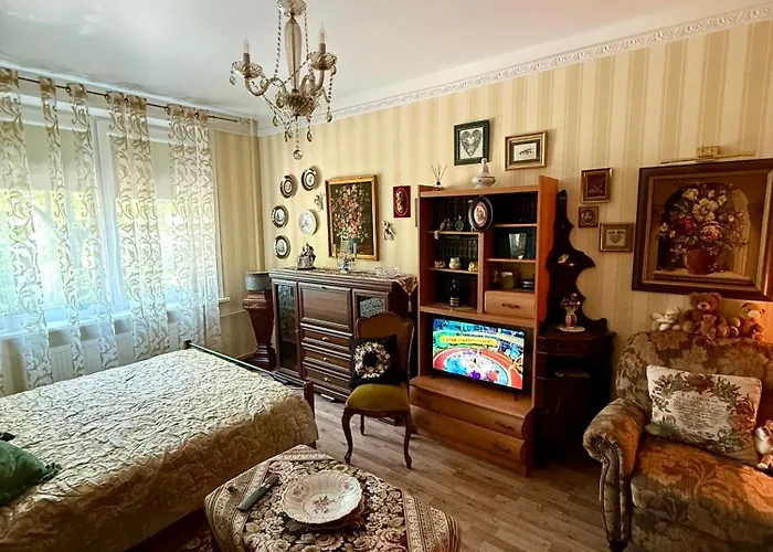 Old Town Riverside Antique Gallery Self Check-in Klaipėda