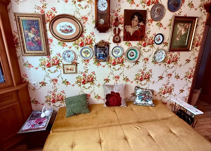 Old Town Riverside Antique Gallery Self Check-in Appartement