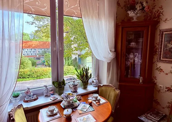 Old Town Riverside Antique Gallery Self Check-in Klaipėda