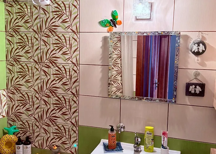 Old Town Riverside Antique Gallery Self Check-in * Klaipėda