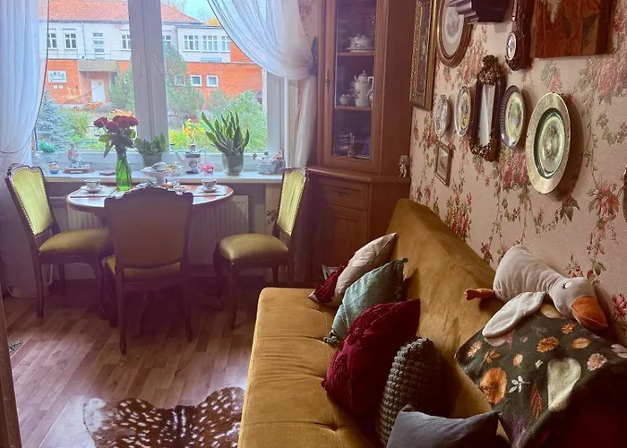 Old Town Riverside Antique Gallery Self Check-in Appartement *